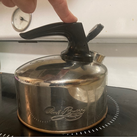 Revere Ware 6 Cup Copper Bottom Teapot - Picture 3 of 9